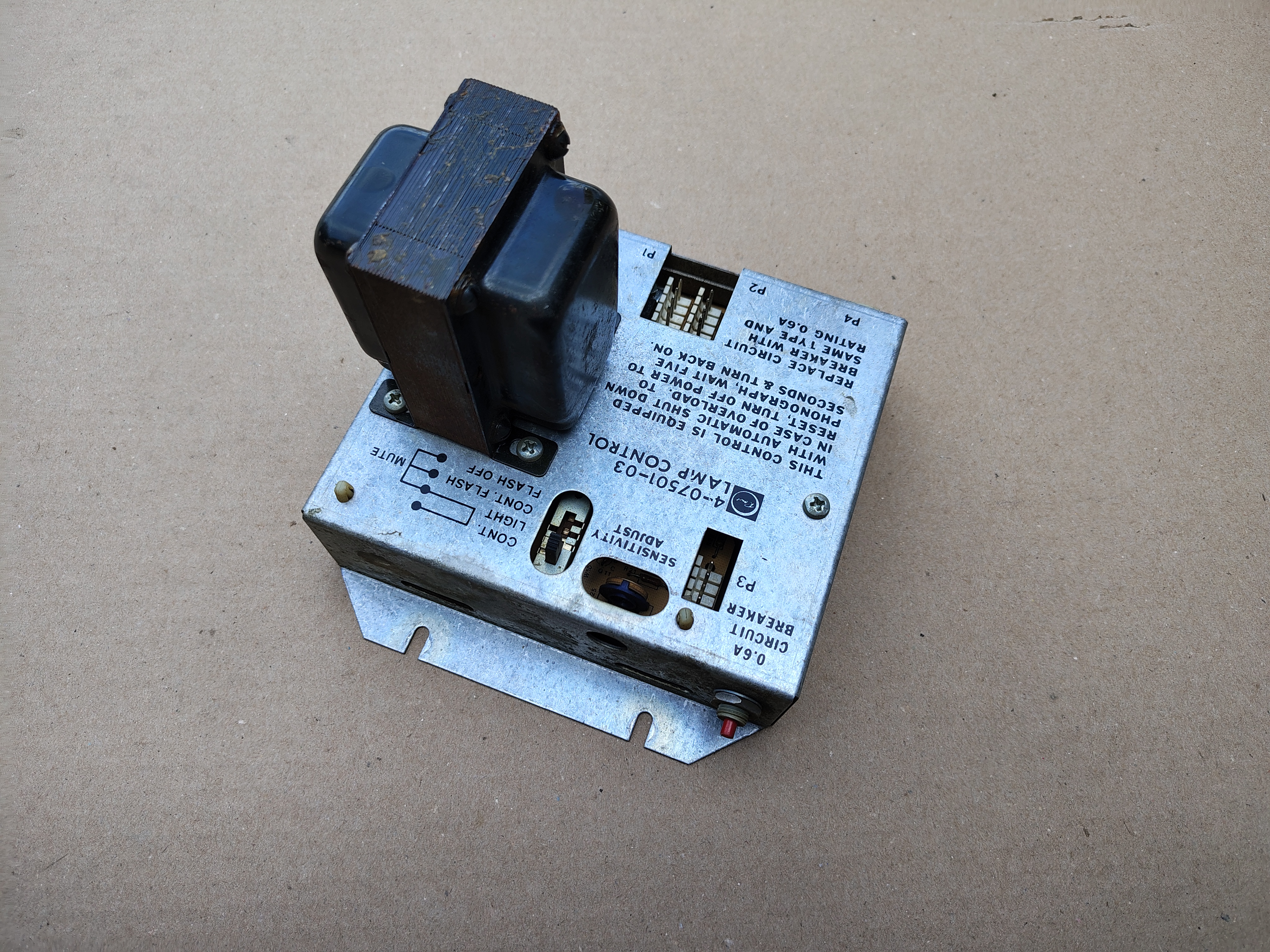 Lamp Control Unit/ 4-07501-03 (Rowe-AMi R- Series)
