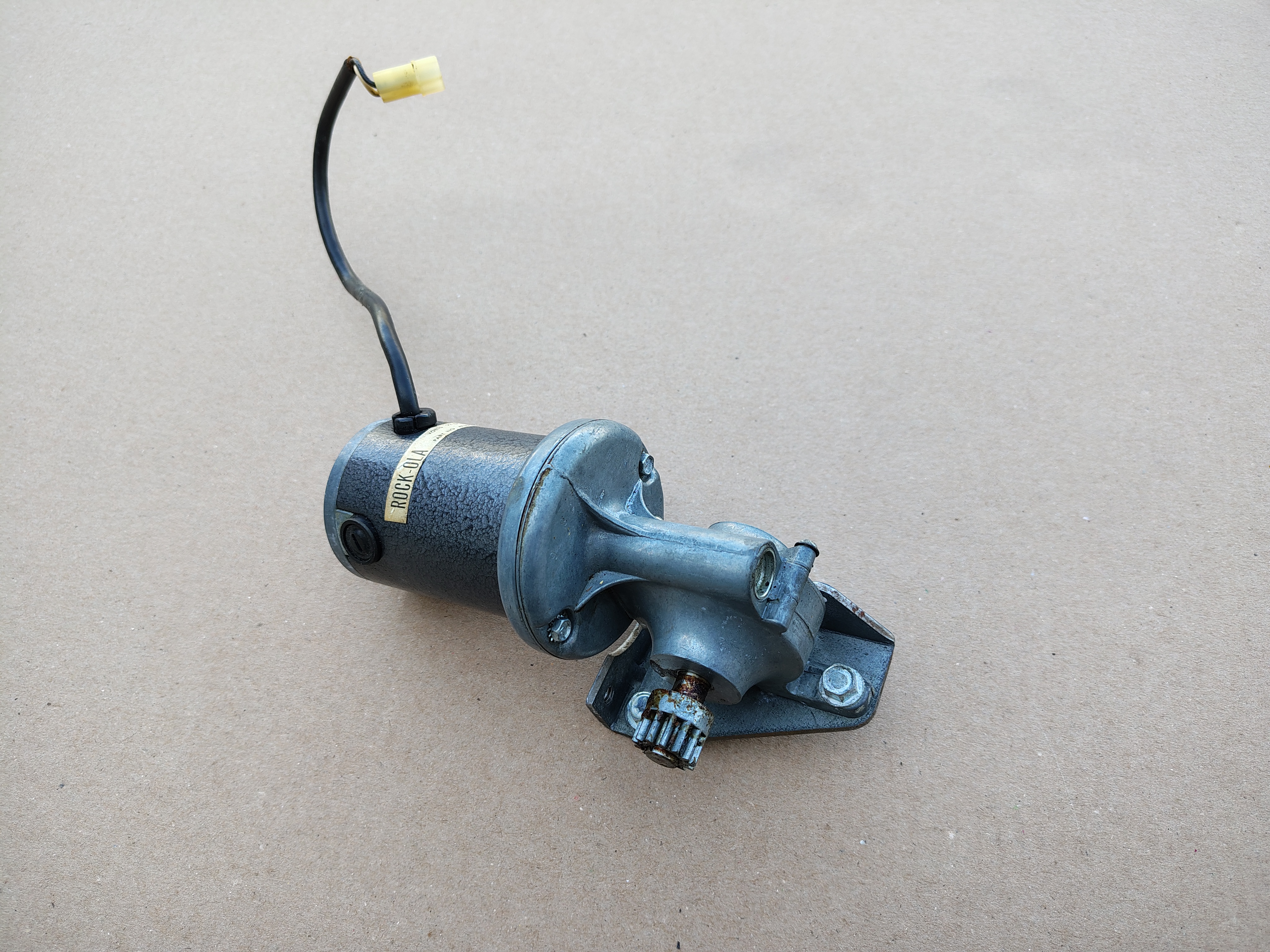 Gripper Motor/ Mechanism (Rock-Ola 464)
