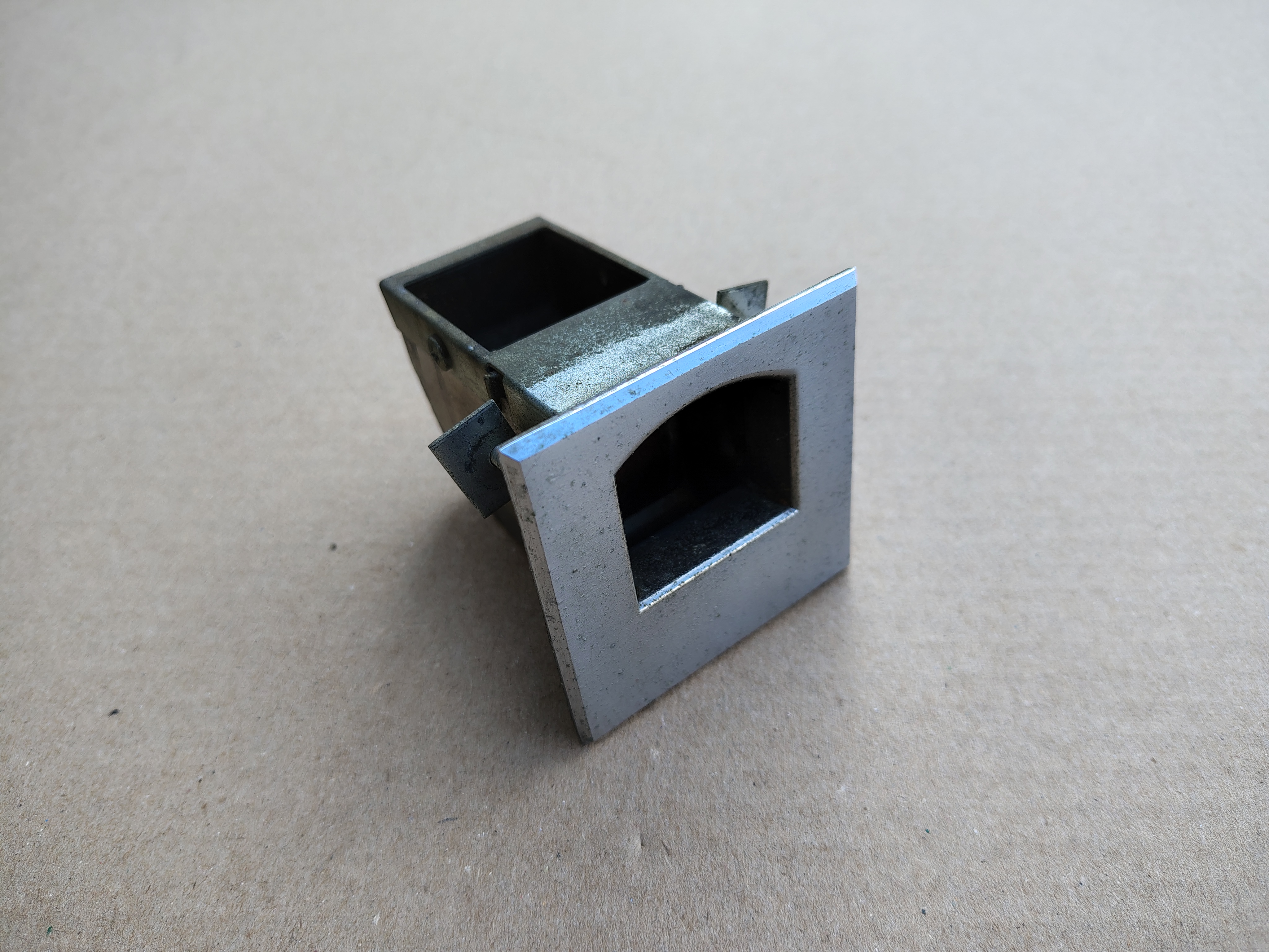 Coin Return Cup (Rock-ola 414/ Capri II (1964)