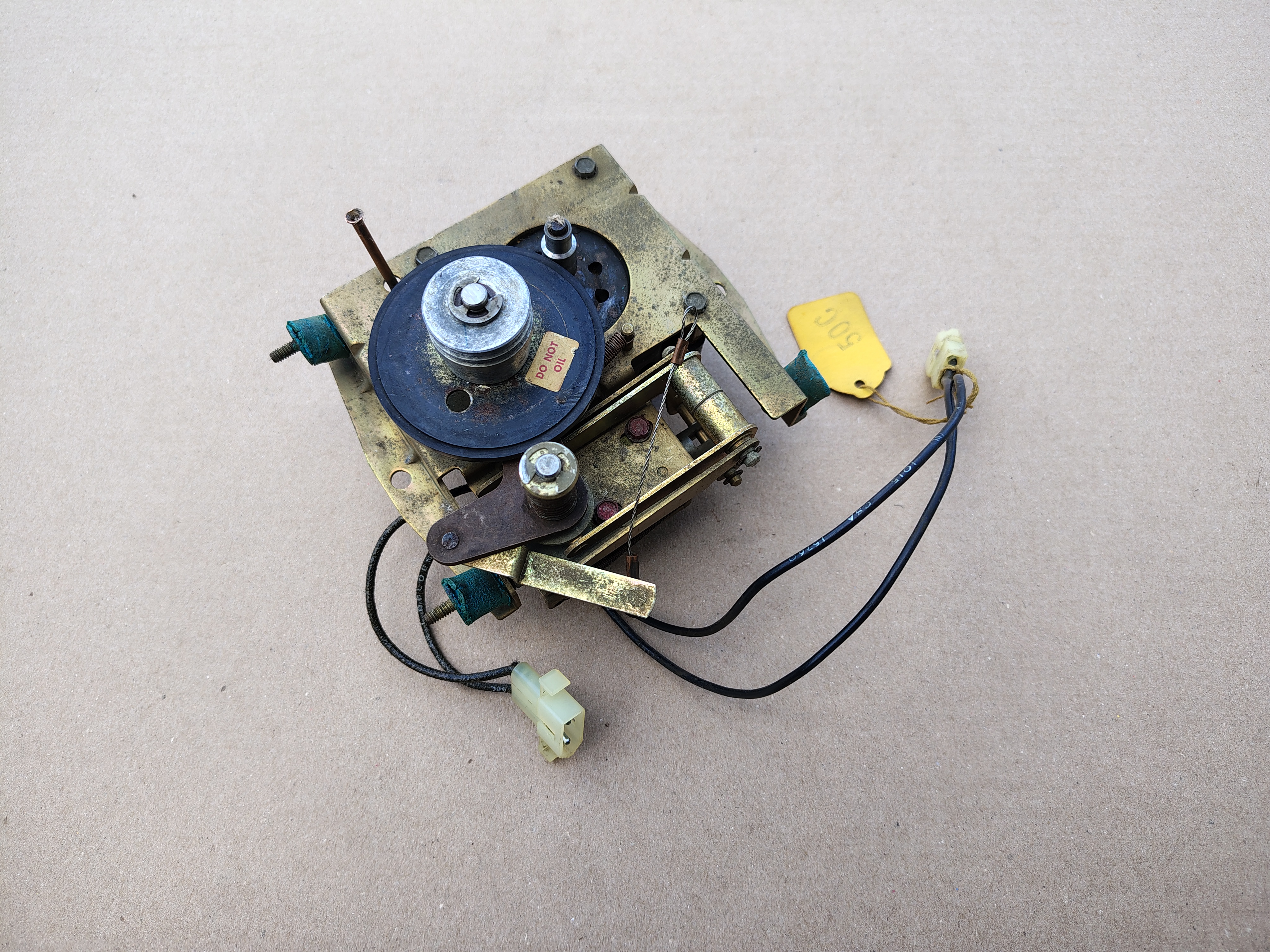 Turntable Motor/ Mechanism (Wurlitzer 3700/3710)
