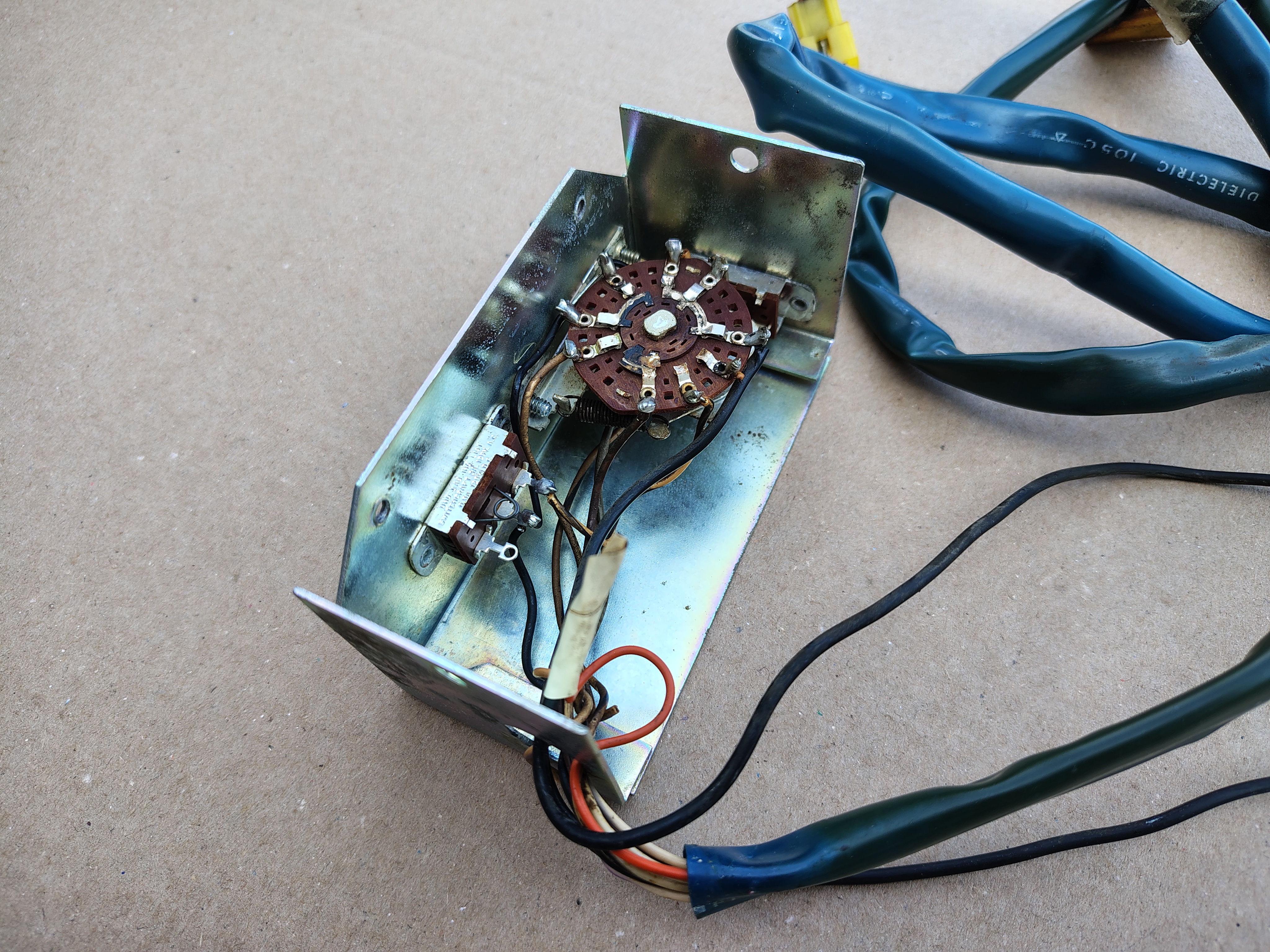 Service Switch (Seeburg LS3)