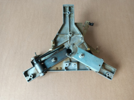 Chassis Frame Casting & Plate Assy / Record Changer (Wurlitzer (Div)