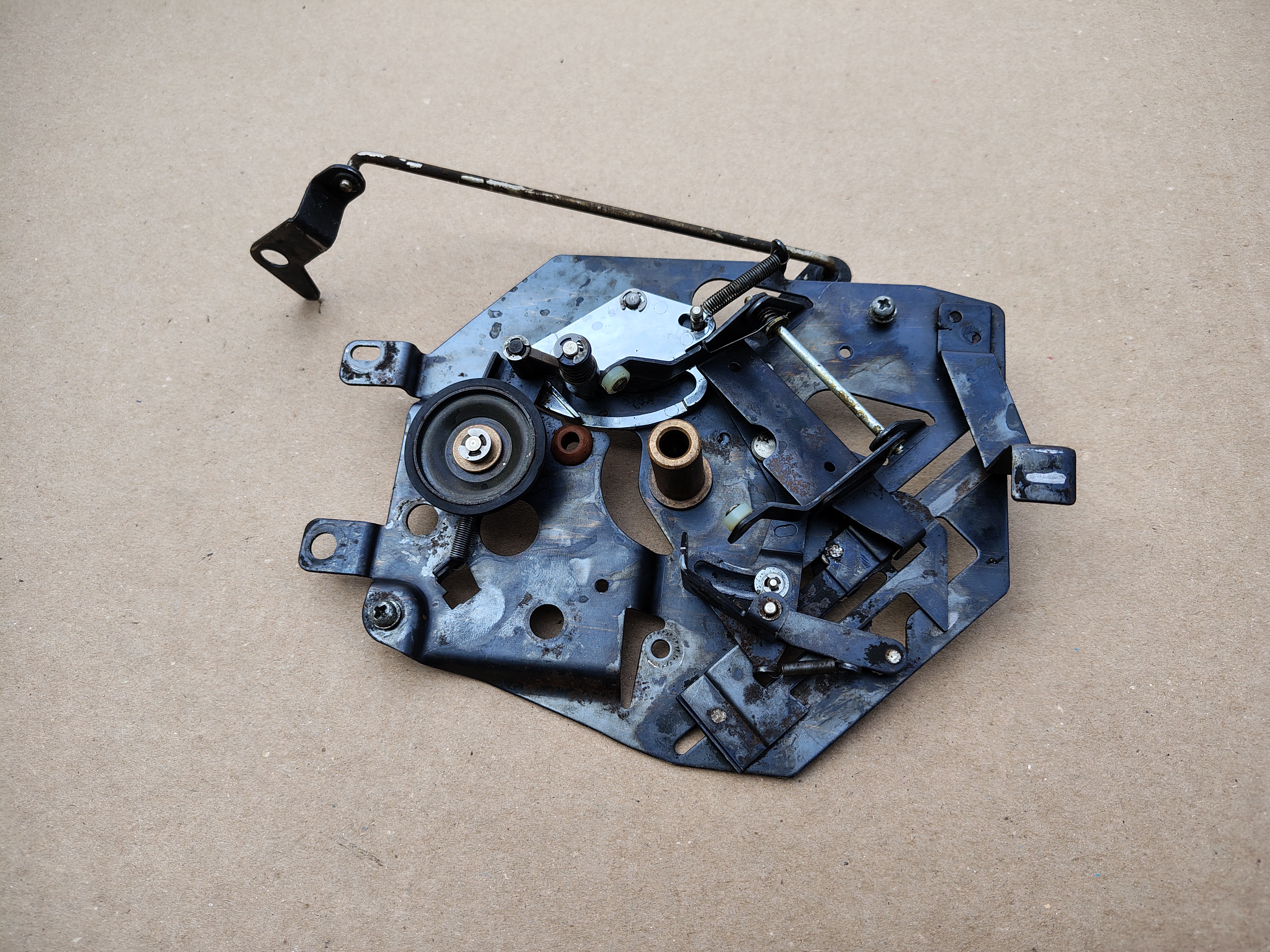 Turn Table/ Basis / Mechanism (Rock-ola 414/ Capri II (1964)