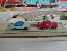 Racebaan 4002/ Opel Kapitan/ Mercedes 220 / Faller AMS