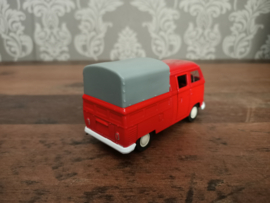 Volkswagen T1/ Transporter/ Pick-up/ Red/ 1:32 (Welly) NEW!!!