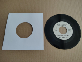 7" Single: Taylor Swift - Teardrops On My Guitar (2008) USA