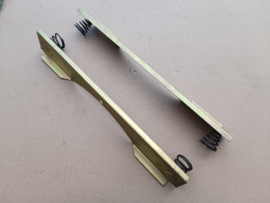 Mechanism Bracket + Spings (Wurlitzer 1050/ Sonata)