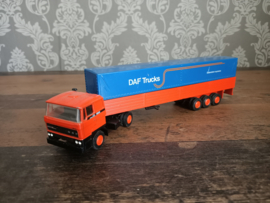 DAF 3300 + Huif Trailer (DAF Trucks) 1:50 (Lion-car)