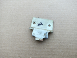 Bracket Under/ Front Door (Rowe-AMi/ JAL-200)