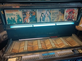 Seeburg Showcase (1967) Jukebox   (160 Select) SOLD !!!