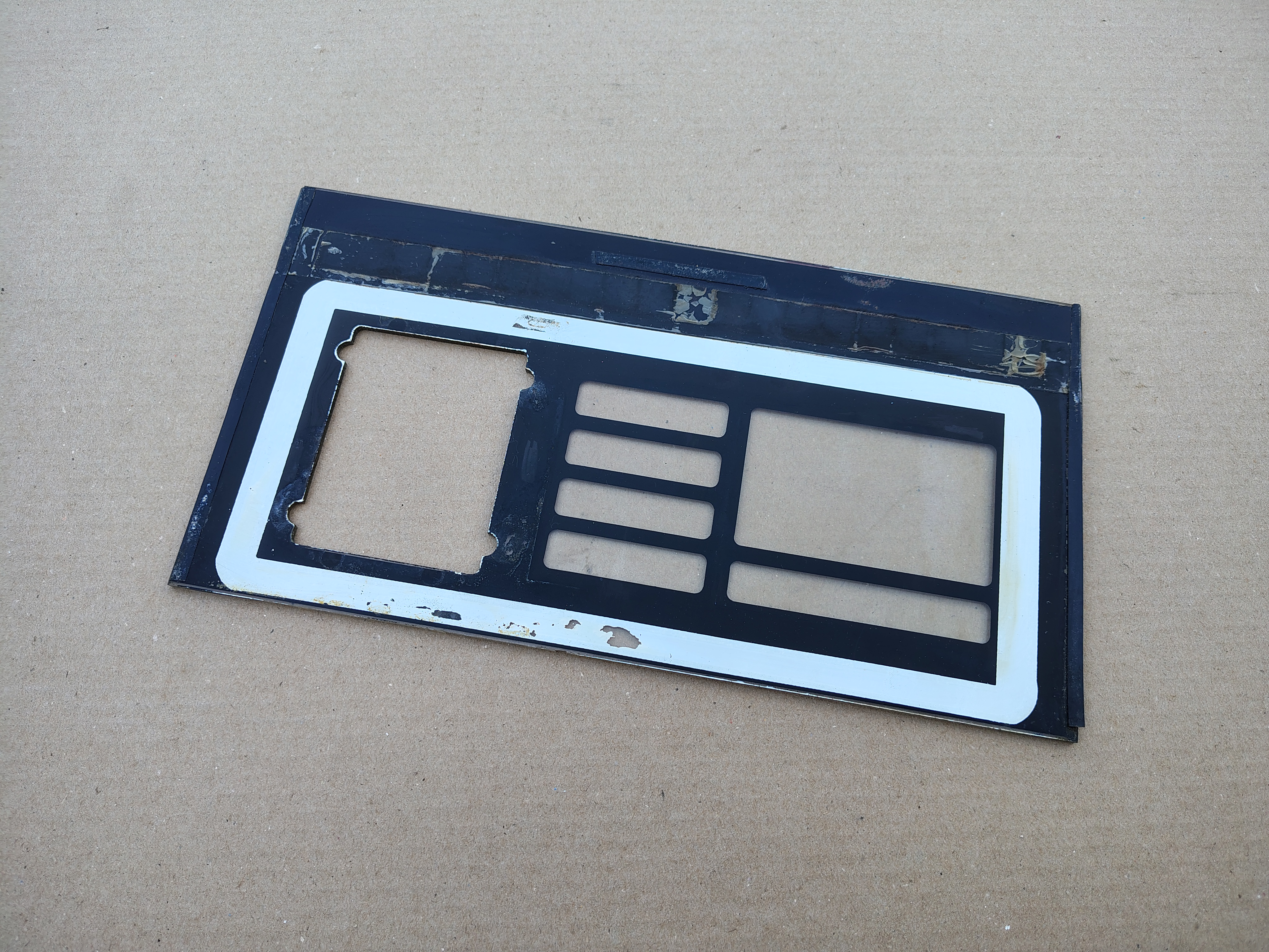 Plastic/ Push Button Panel (Seeburg Entertainer/ ESTD2)