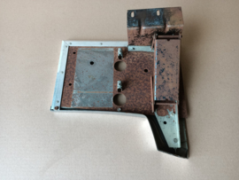 Program Holder/ Frame L.H (AMi J200)