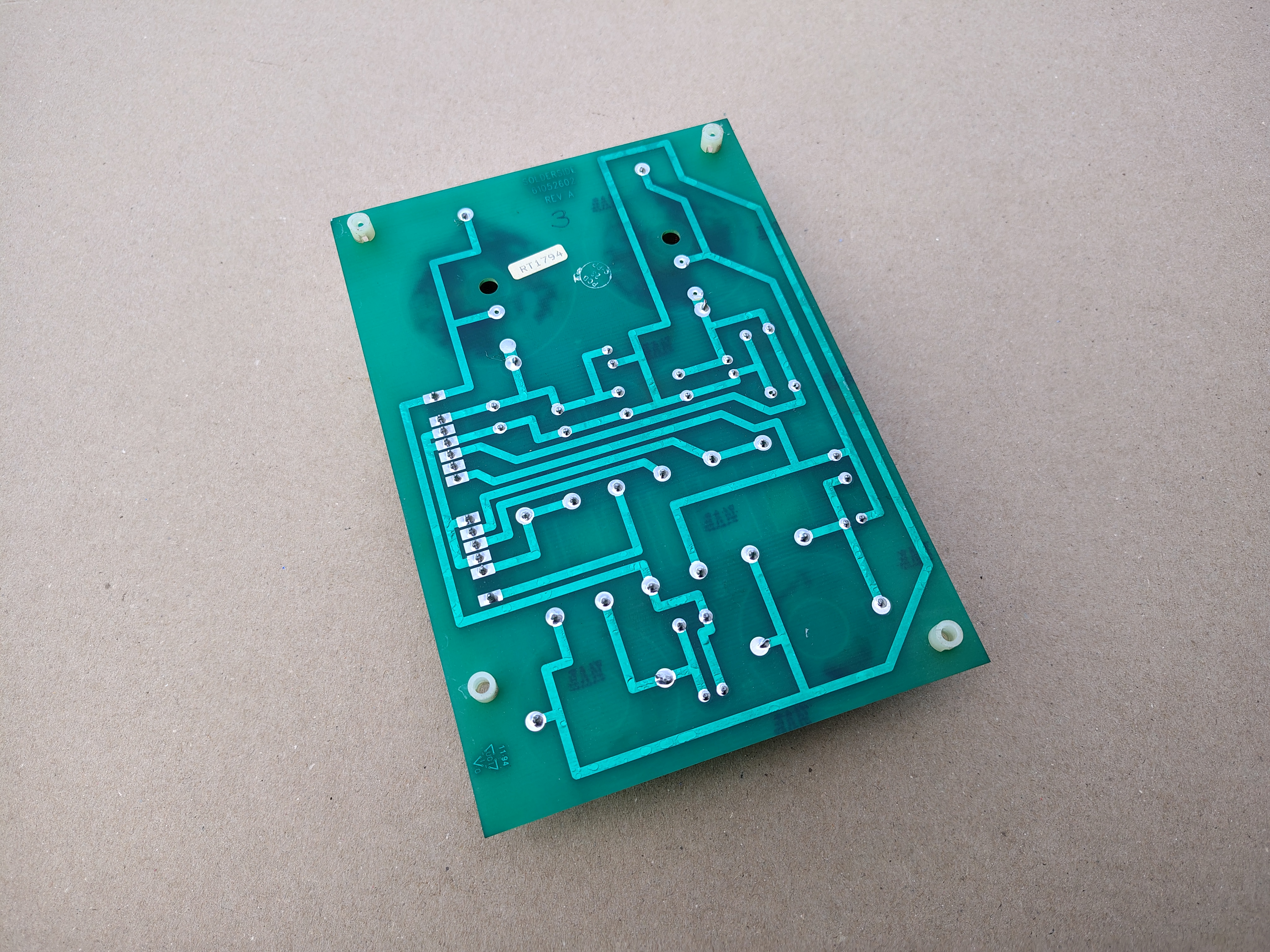 Crossover Network Speaker Board/ 61052701 (Rowe-AMi/ CD100A)