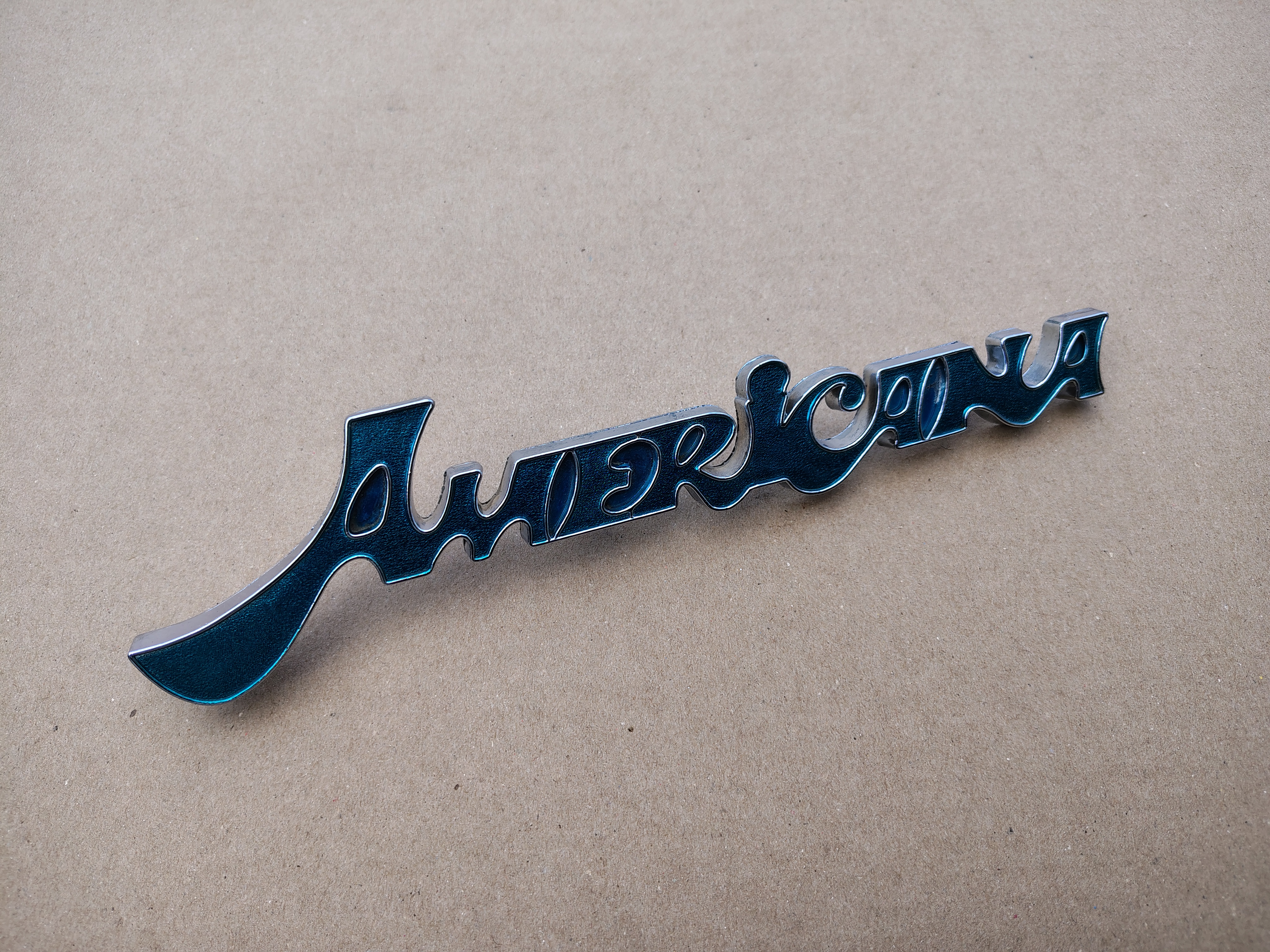 Emblem (Wurlitzer 3700/3710)