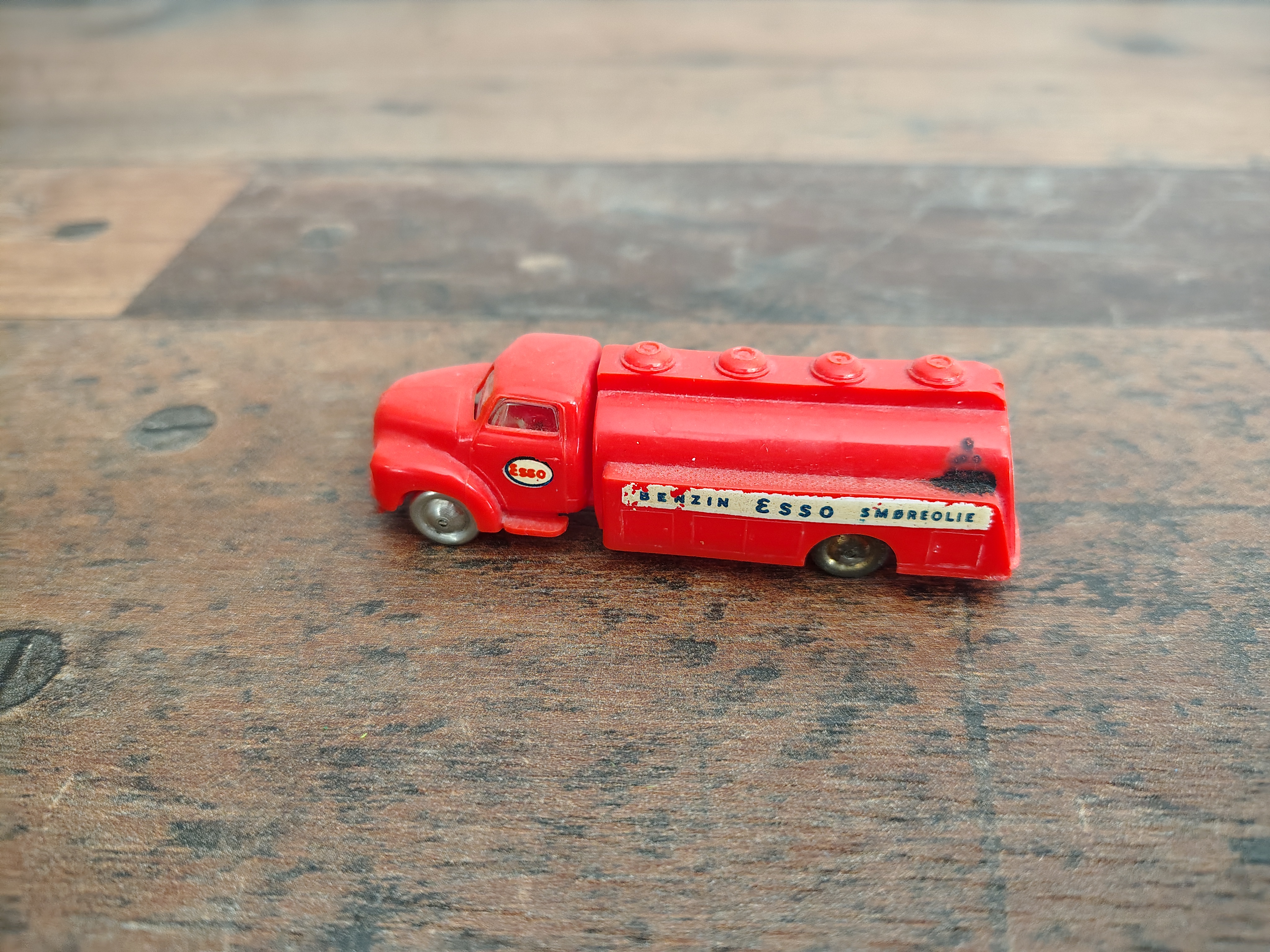 Chevrolet/ Truck/ Vrachtwagen/ Bakwagen/Lego/ 1:87 (jaren 60)