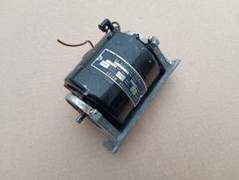 Motor / Mechanism (Seeburg M100A)