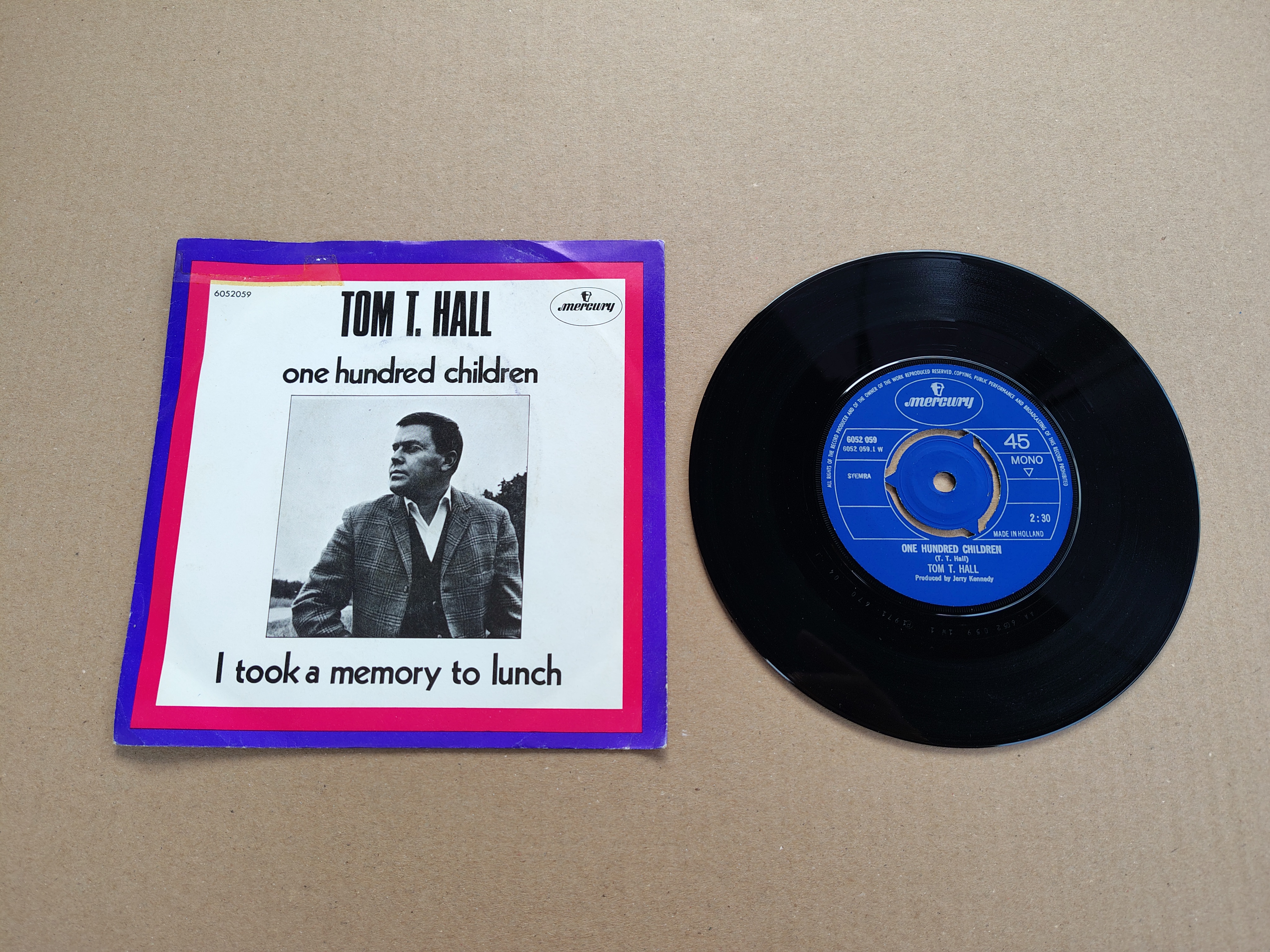 7" Single: Tom T. Hall - One Hundred Children (1965)