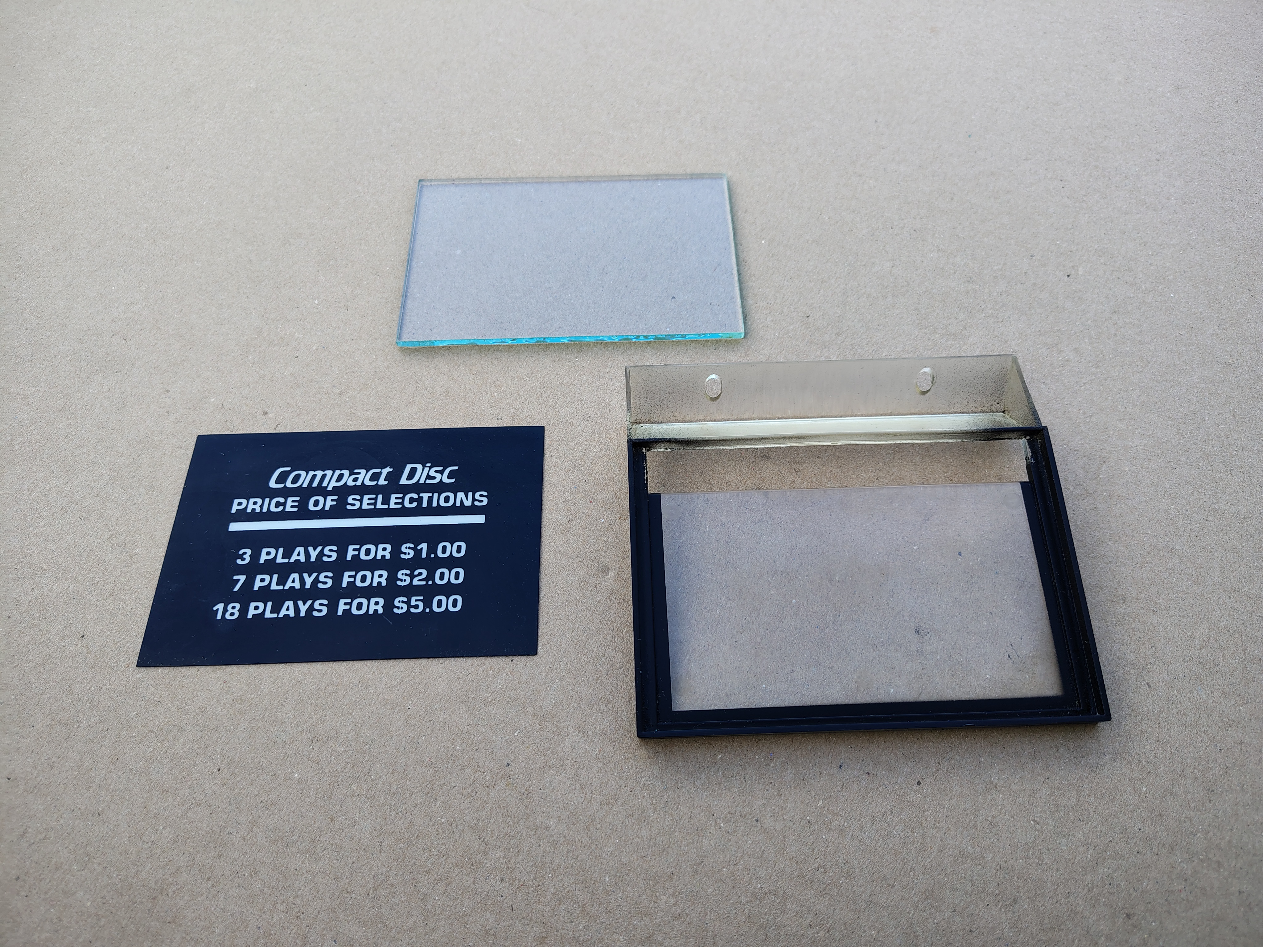 Pricing Panel/ USA (Rowe-AMi/ CD-100)