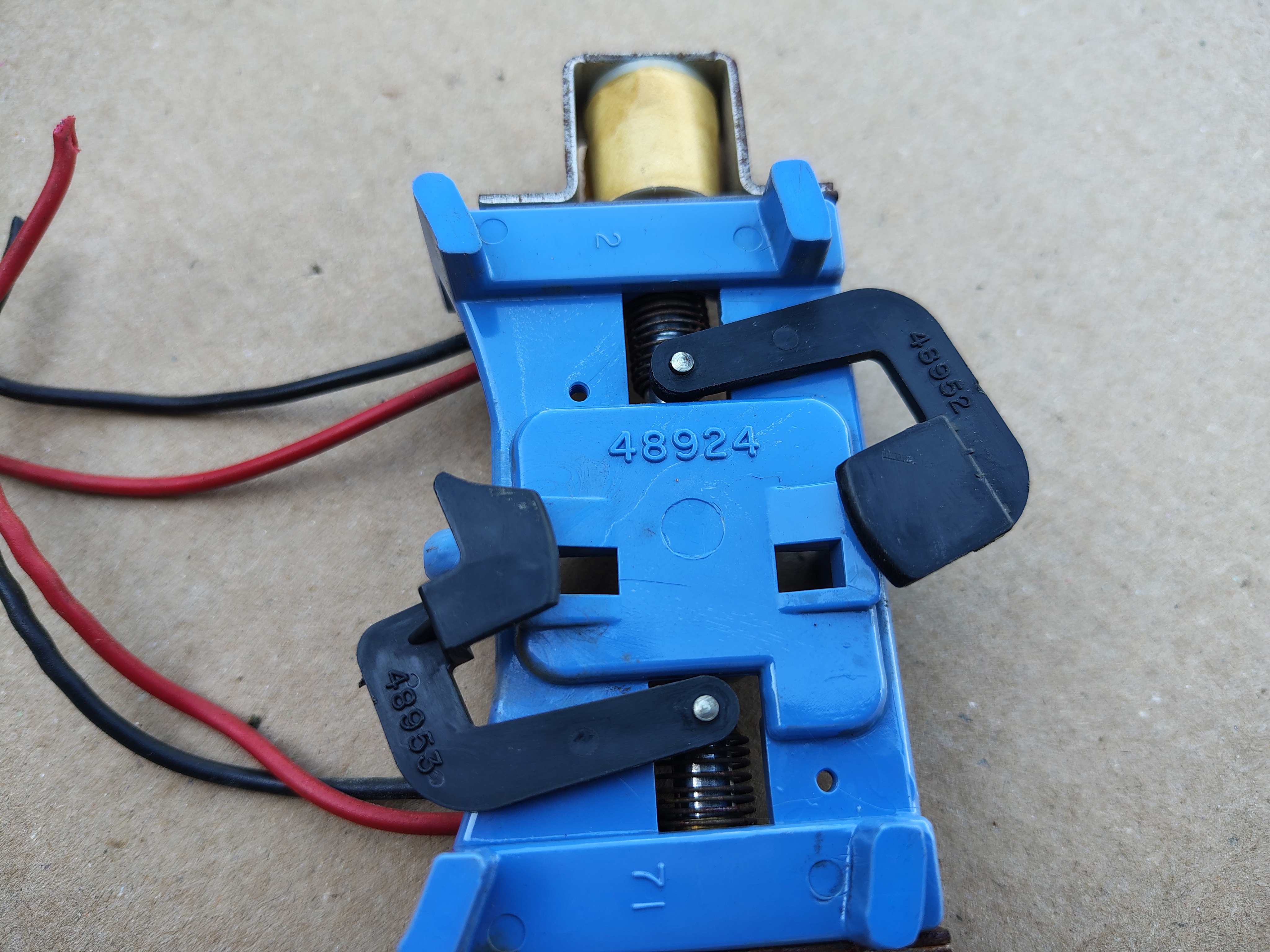 Carriage Housing + Coil/ Mechanism (Rock-Ola 442/464)
