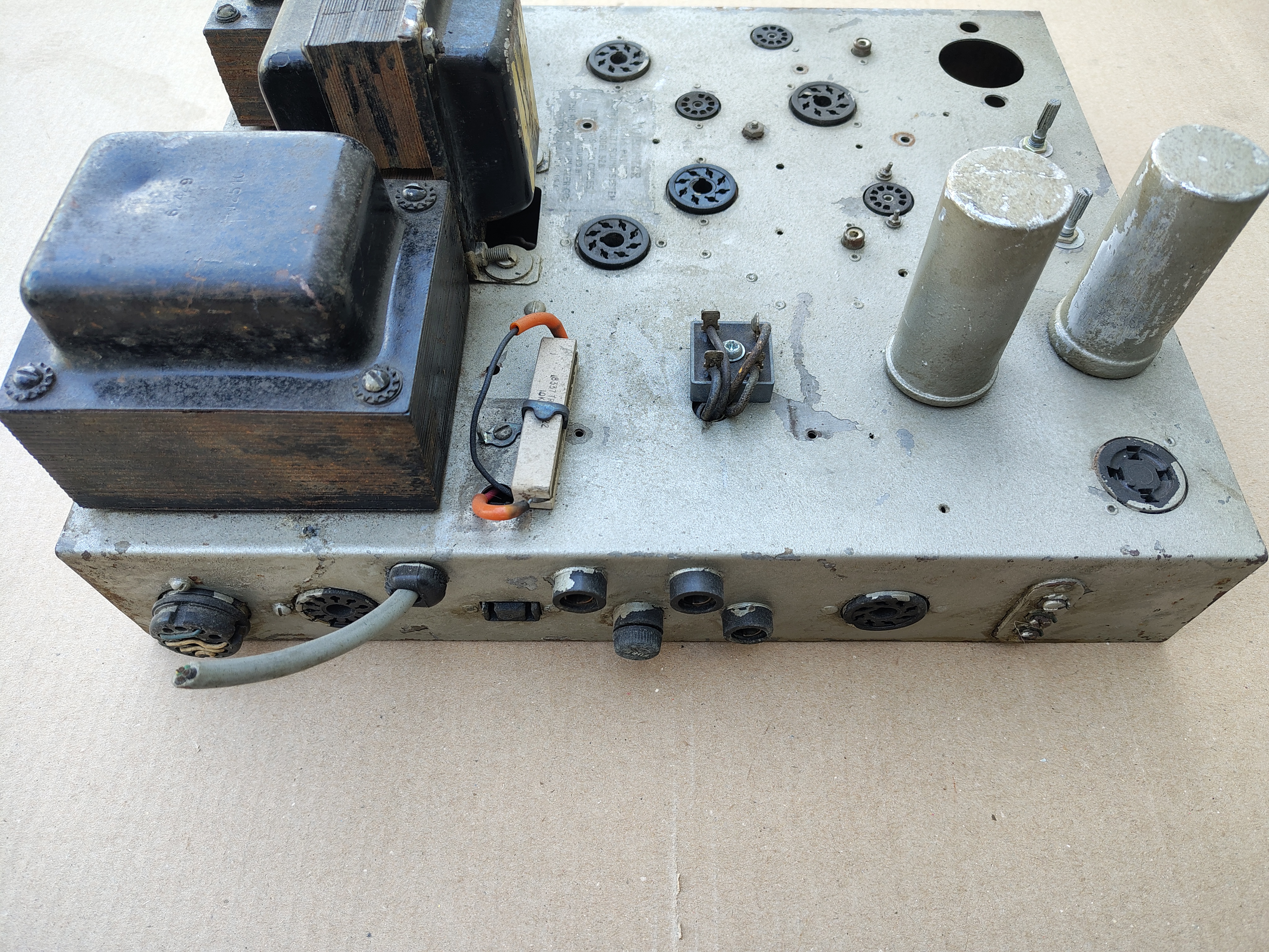 Tube Ampilier 528 (Wurlitzer 1800)