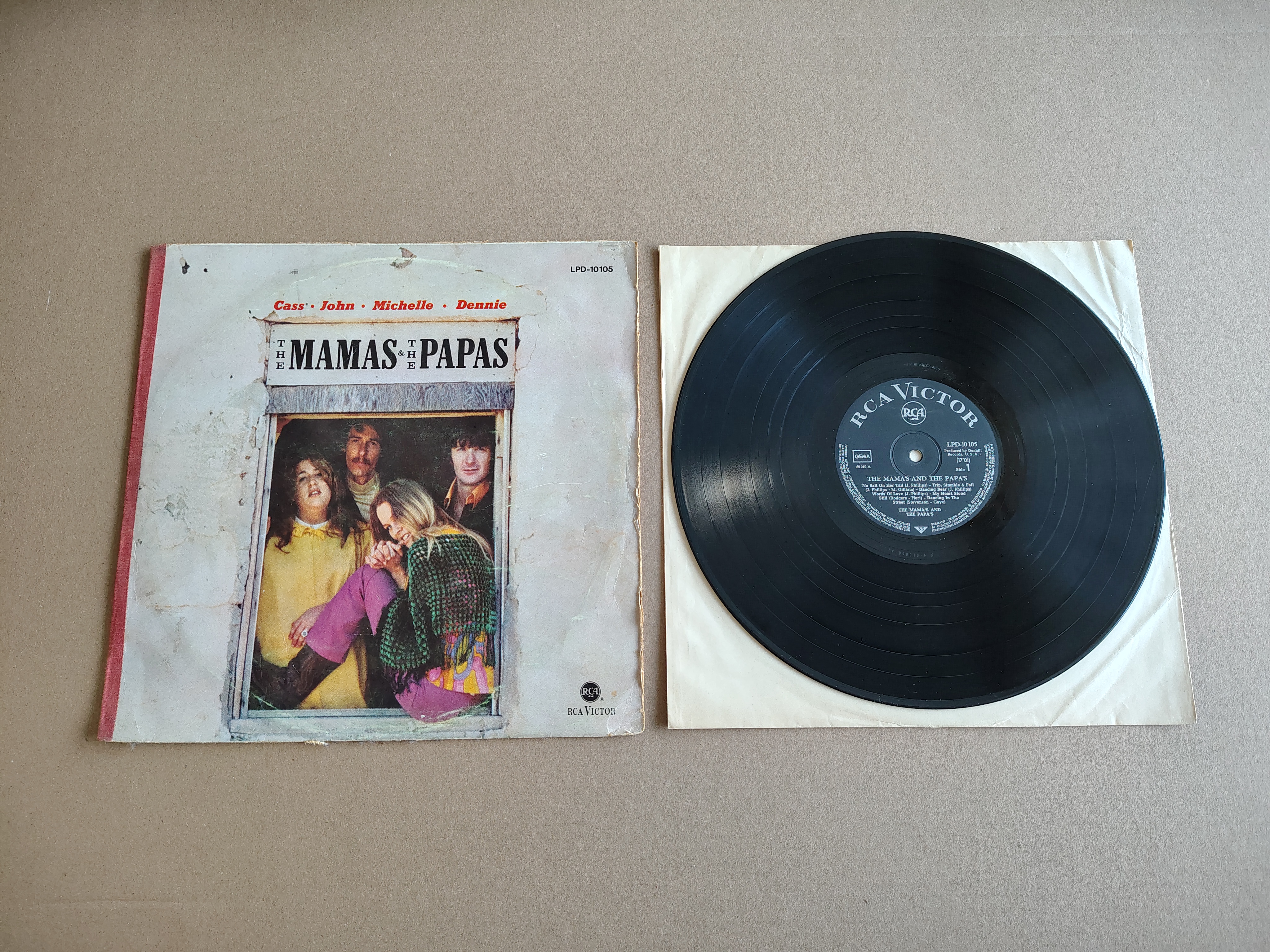 Vinyl LP: The Mamas & The Papas (1966)