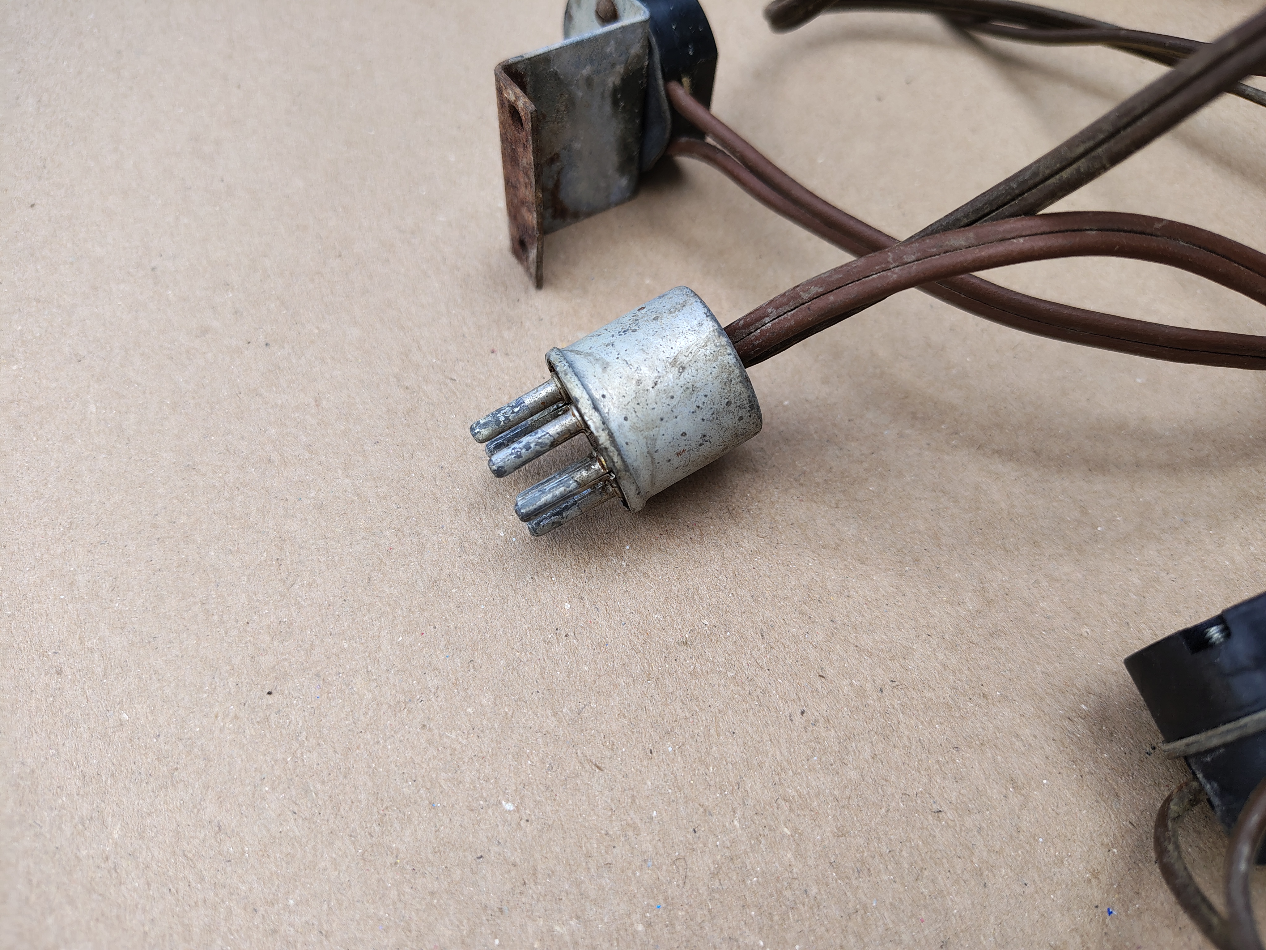 Cable/ Light (Wurlitzer 2150)