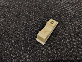 Push Button/ " Q " (NSM Prestige) White