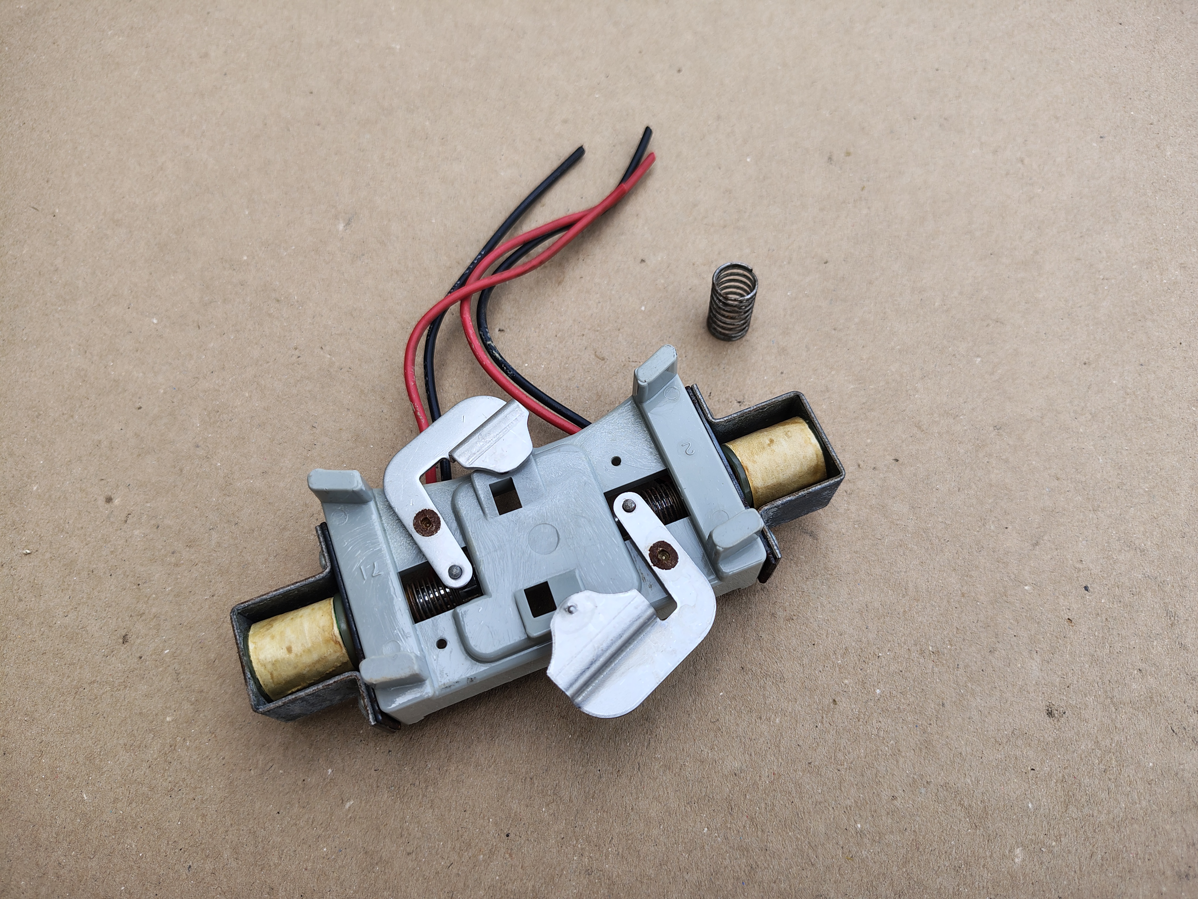 Carriage Housing + Coil/ Mechanism (Rock-Ola 442/464)