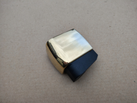 Hook Front Door/ RH /Under (NSM CD/ Wizard)