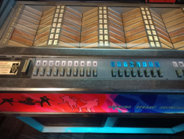 Seeburg Showcase (1967) Jukebox   (160 Select) SOLD !!!