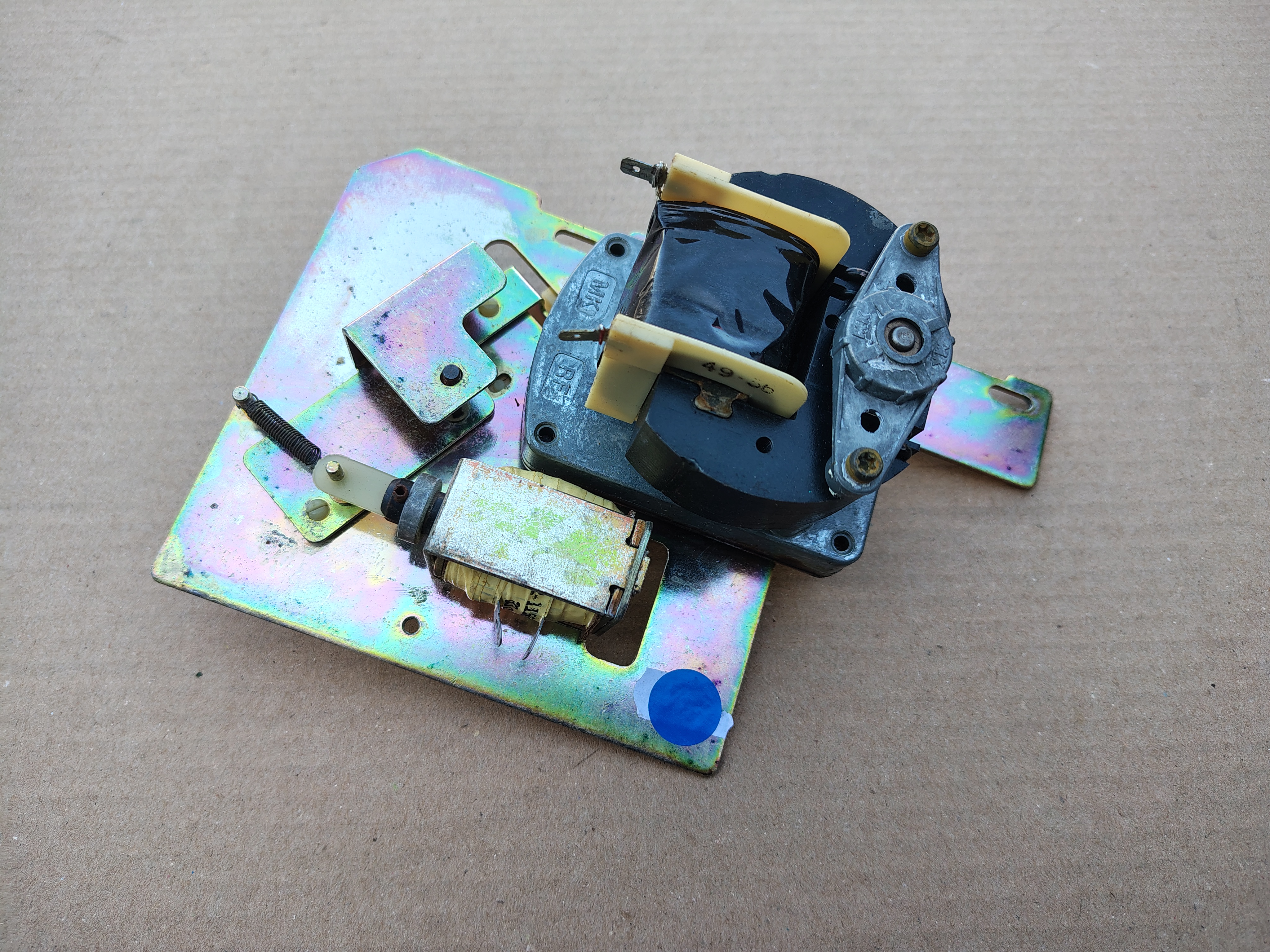 Magazine Motor/ Mechanism (Rowe-AMi Div)