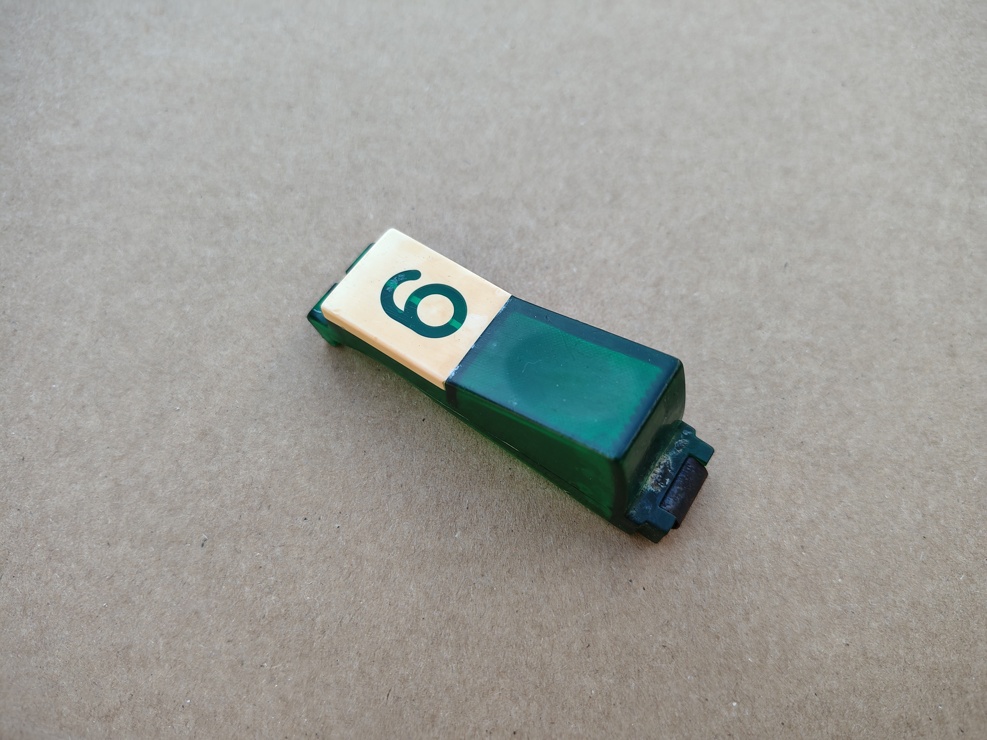 Push Button " 6 "  (Seeburg V200)