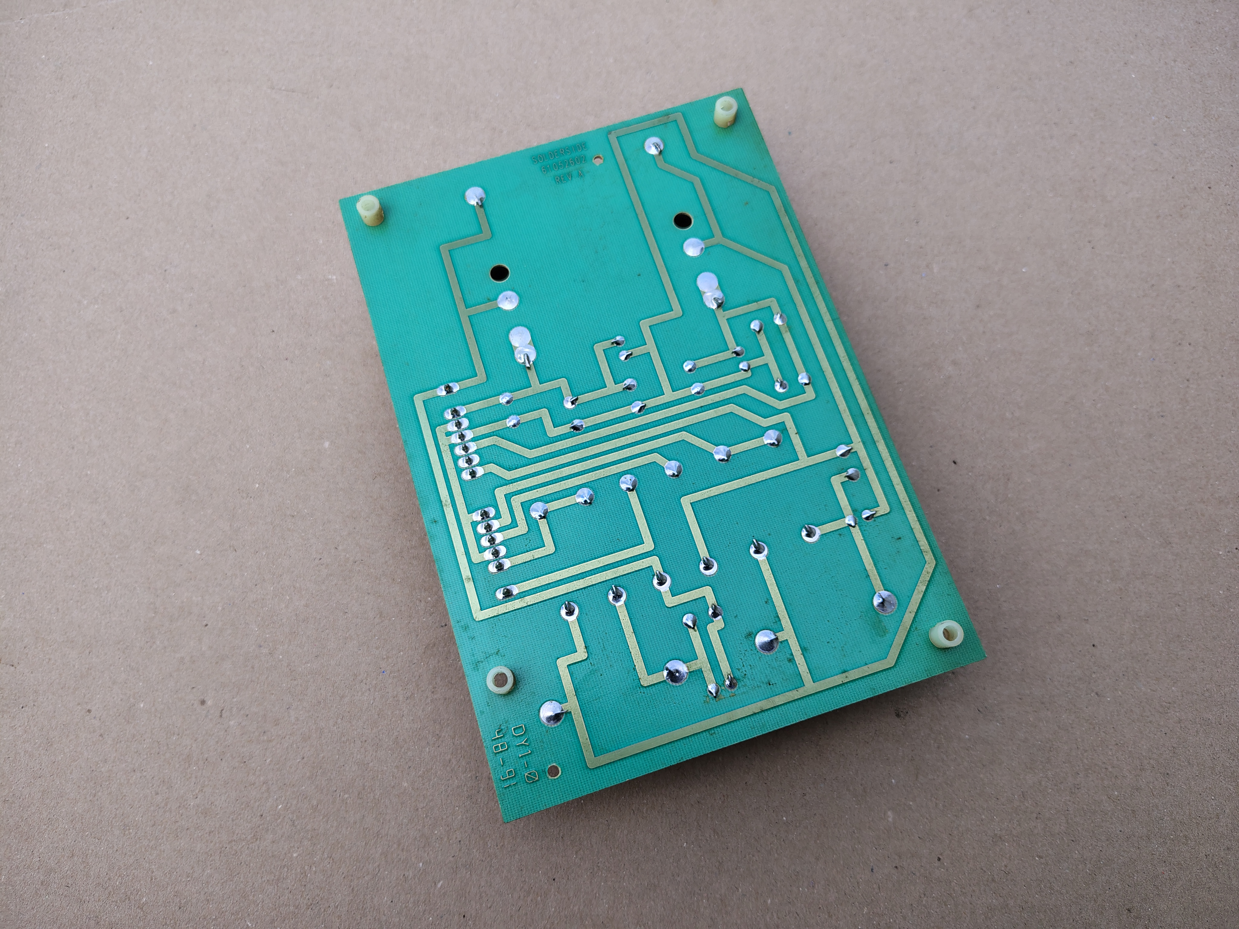 Crossover Network Speaker Board/ 61052701 (Rowe-AMi/ CD100A)