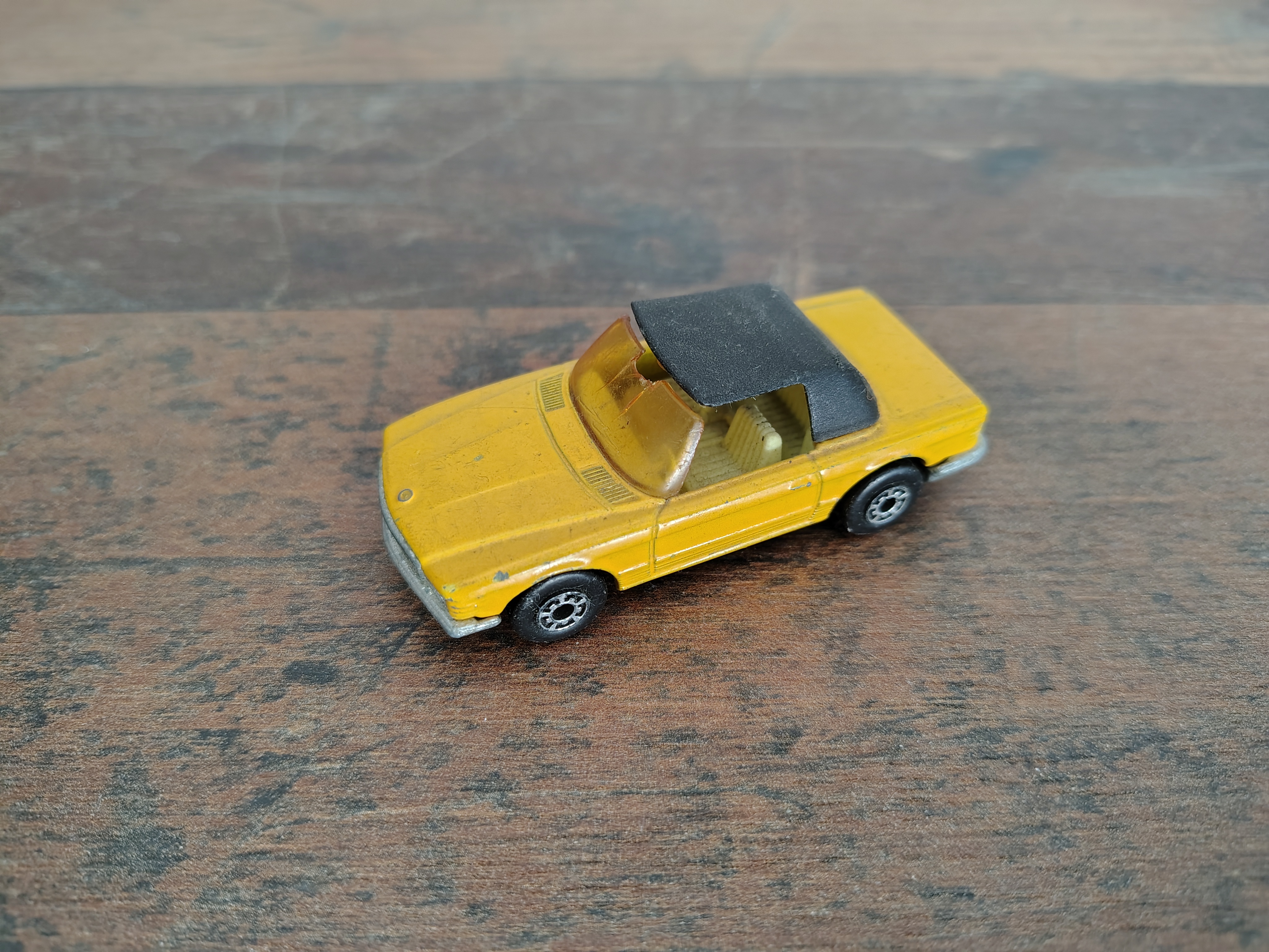 Mercedes 350SL/ 1973/ Matchbox/ Superfast