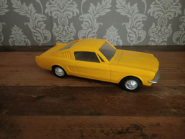 Plastic: Ford Mustang Fastback (1965) 30cm