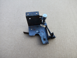 Safety Trip Bracket/ Mechanism (Seeburg 201)