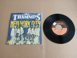 Single: The Trammps - The Night The Light Went out in/ Life Ain't Been Easy (1977)