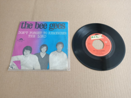 Single: The Bee Gees - Don't Forget To Remember/ The Lord (1967)
