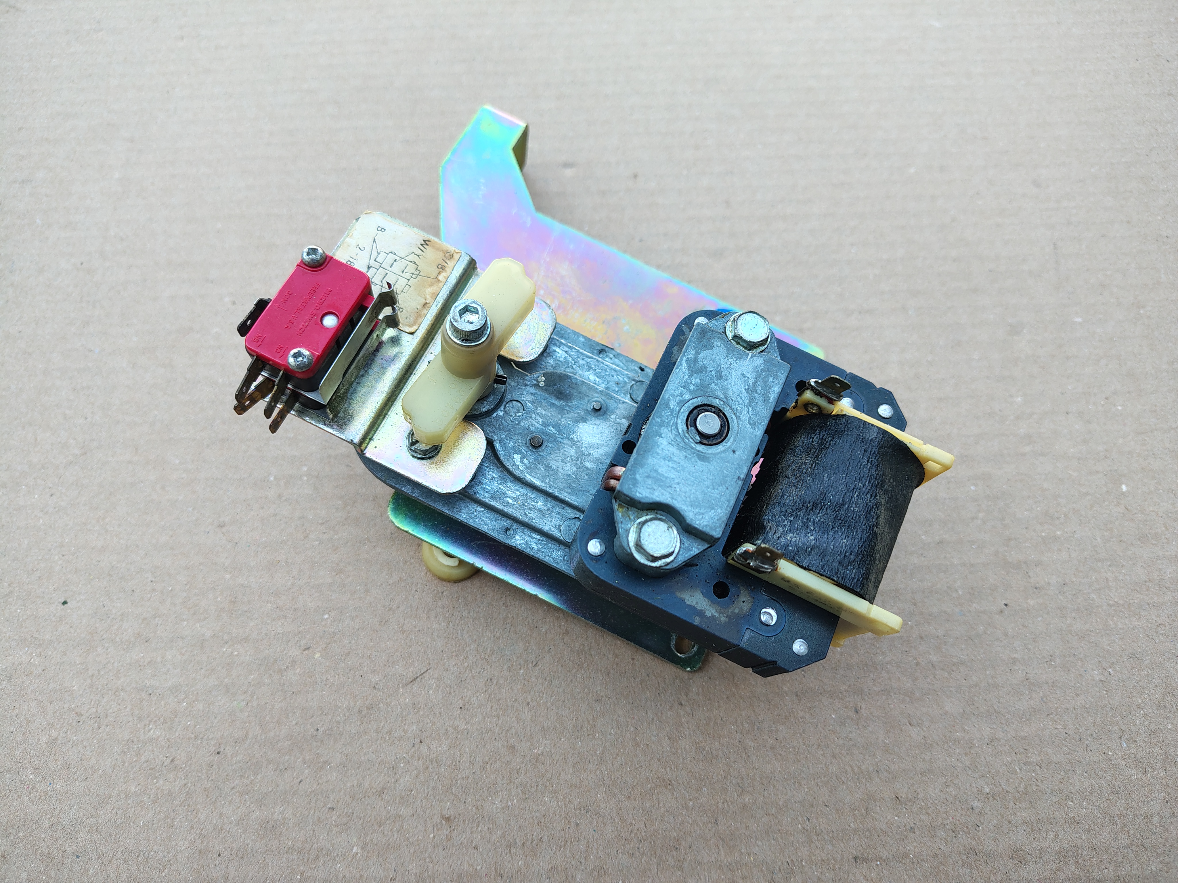 Cam Switch Motor/ Mechanism (Rowe-AMi R- Series)
