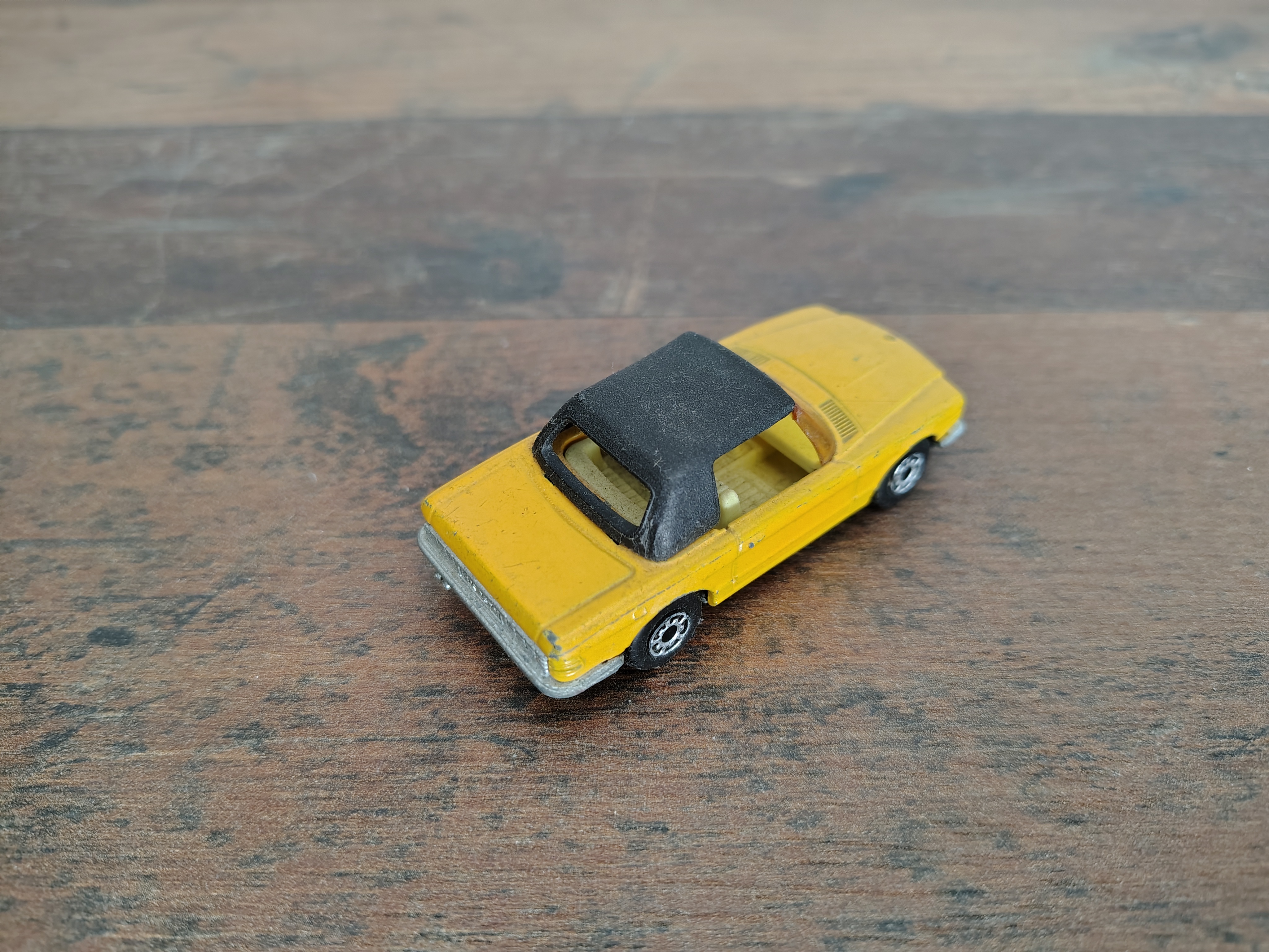 Mercedes 350SL/ 1973/ Matchbox/ Superfast