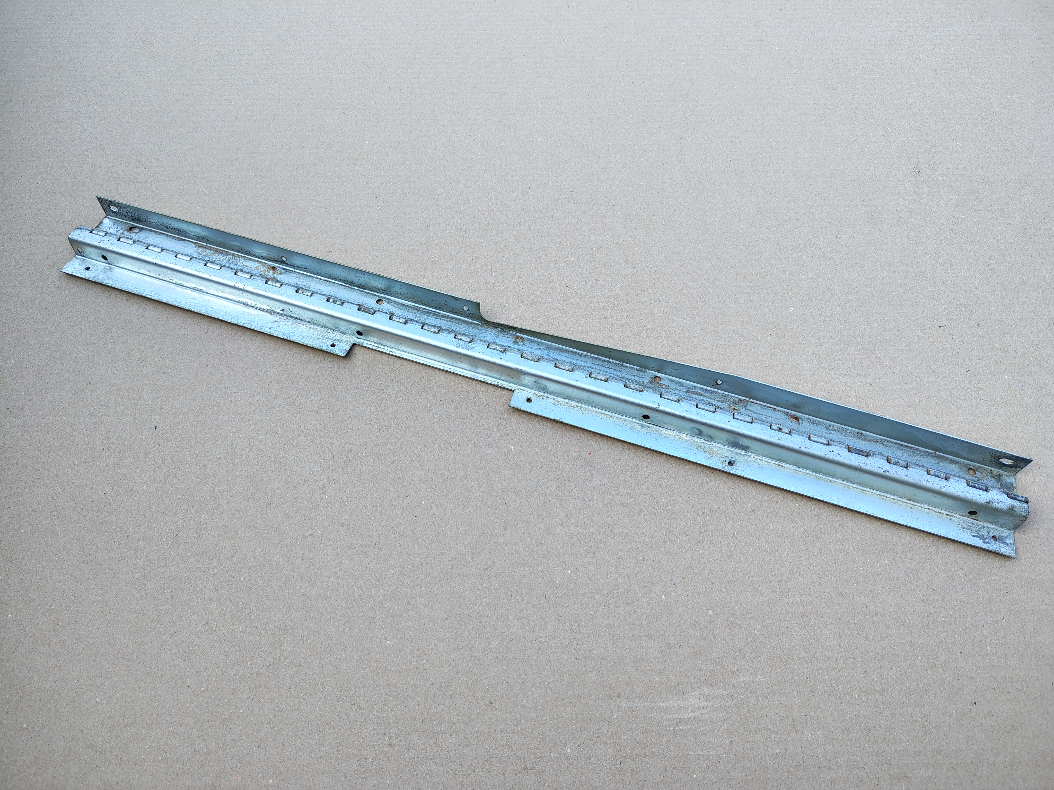 Door Hinge (Rock-ola 414/ 418S (1964)