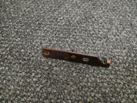 Bracket Under/ Mechanism (Seeburg 100A)