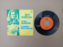 Single: Lynn Anderson - Rose Garden/ Nothing Between Us  (1970)