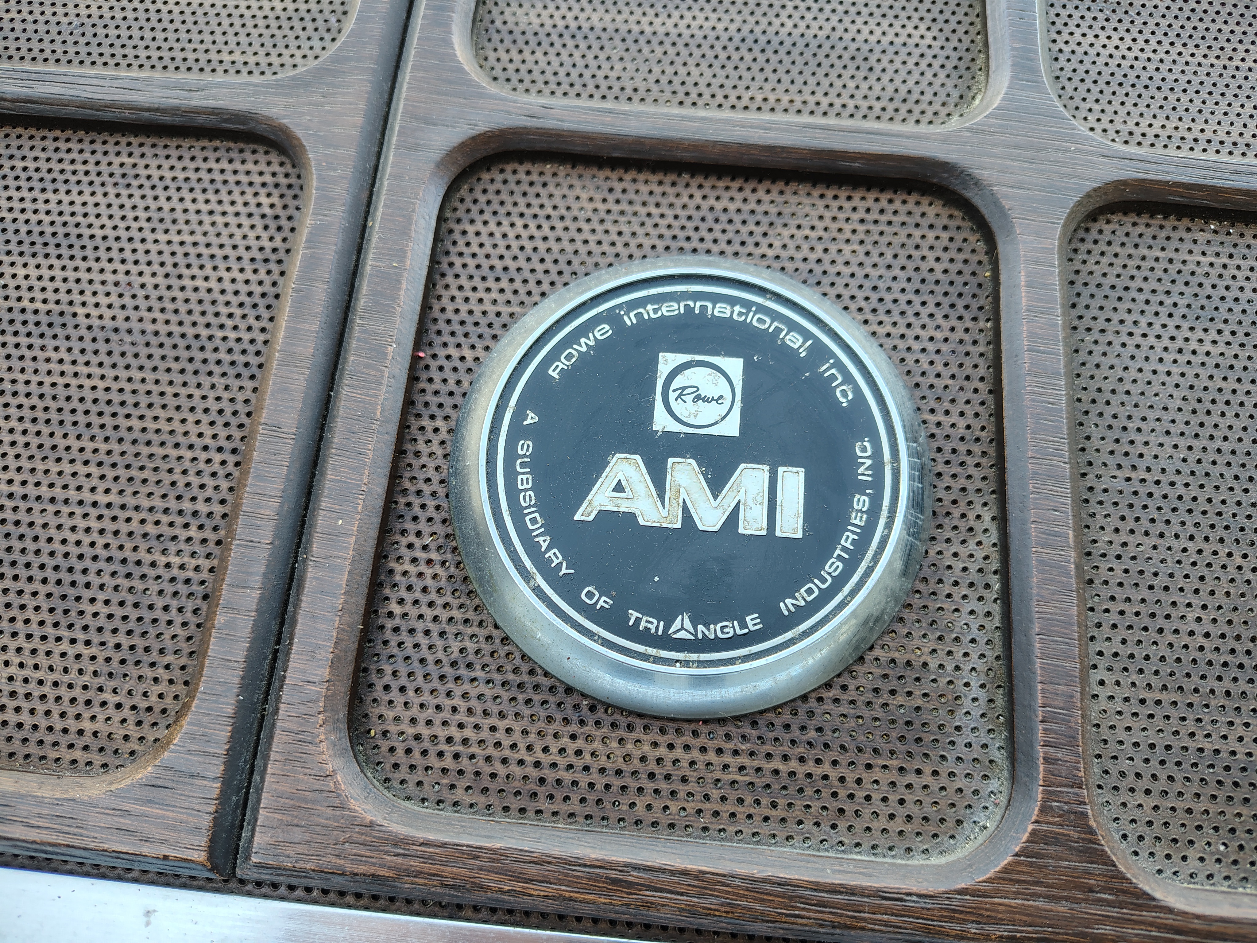 Speaker Panel/ Top (Rowe-AMi TI-2/ Woodbridge)