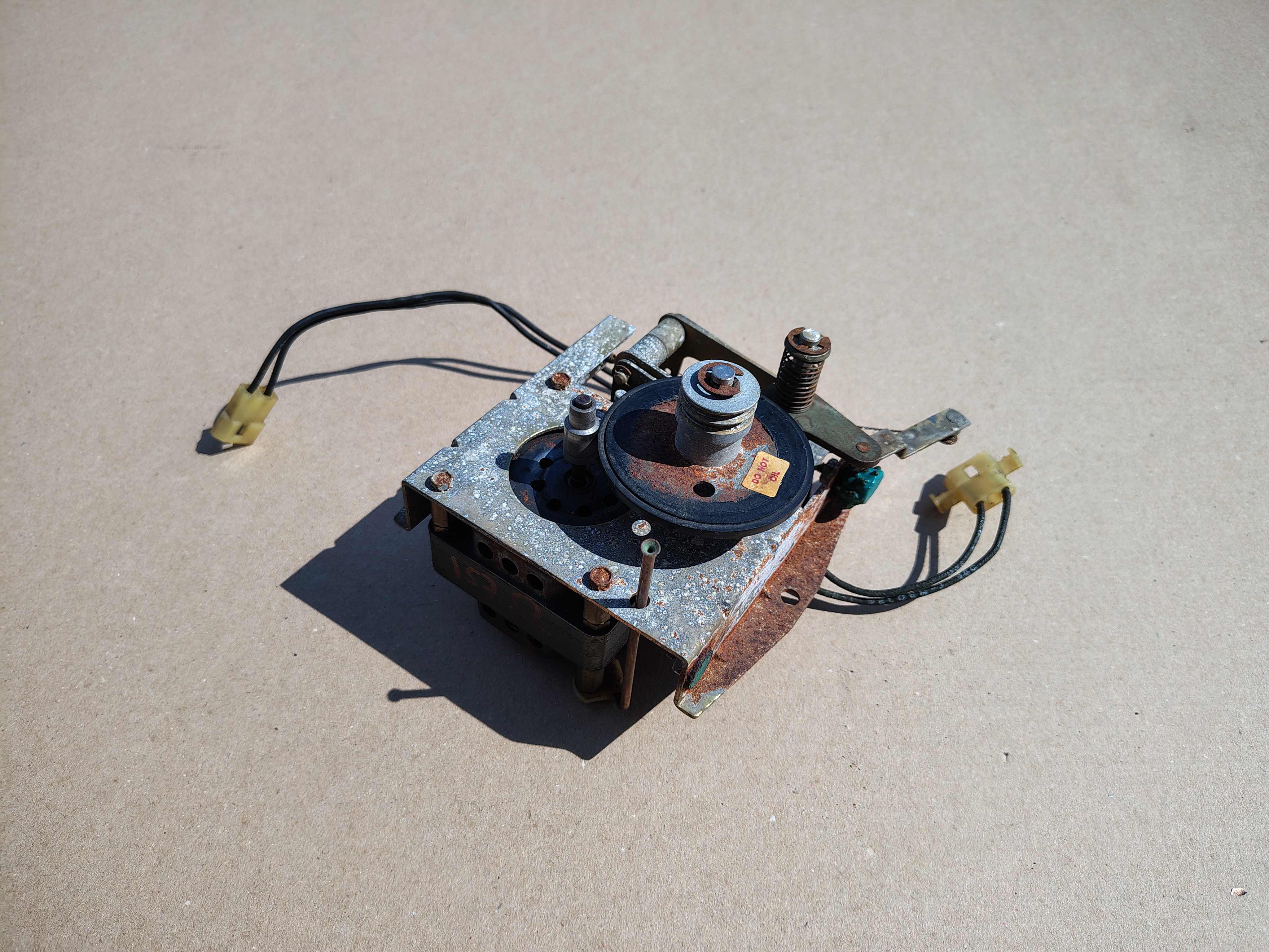 Turn Table/ Motor/ Mechanism (Wurlitzer 3710/3700)