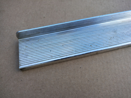 List Under/ Front Door (Rock-ola 418S (1964)