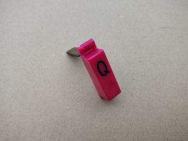 Push Button " Q "  (Rock-ola 404/ Capri)