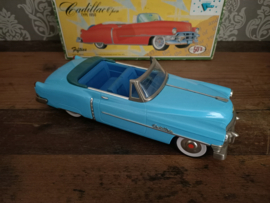 Tin Toys: Cadillac Series 62 Convertible (1950) USA/ Japan / Blue !!