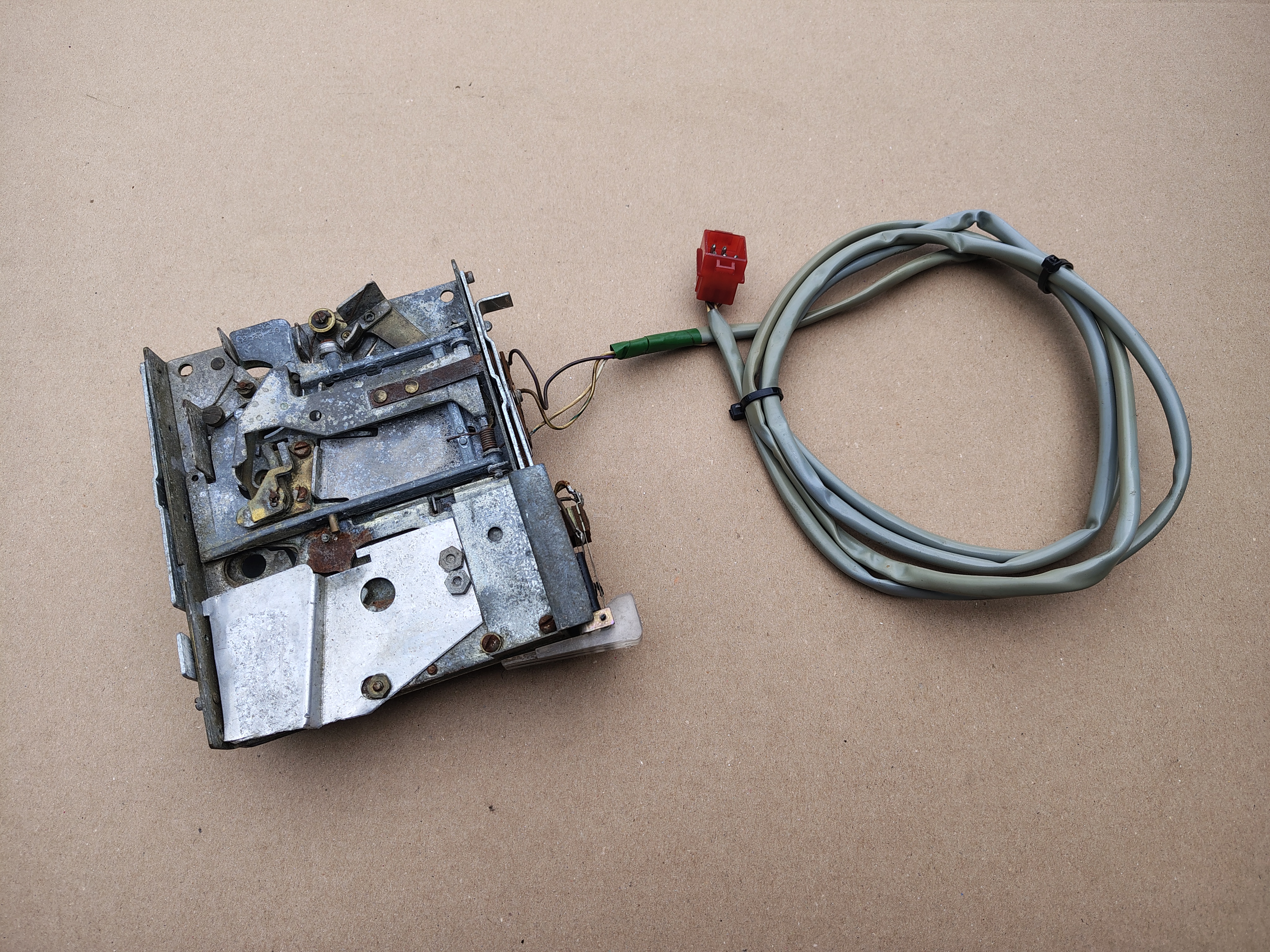 Slug Rejector (Rock-Ola 425/ 426 Grand Prix)