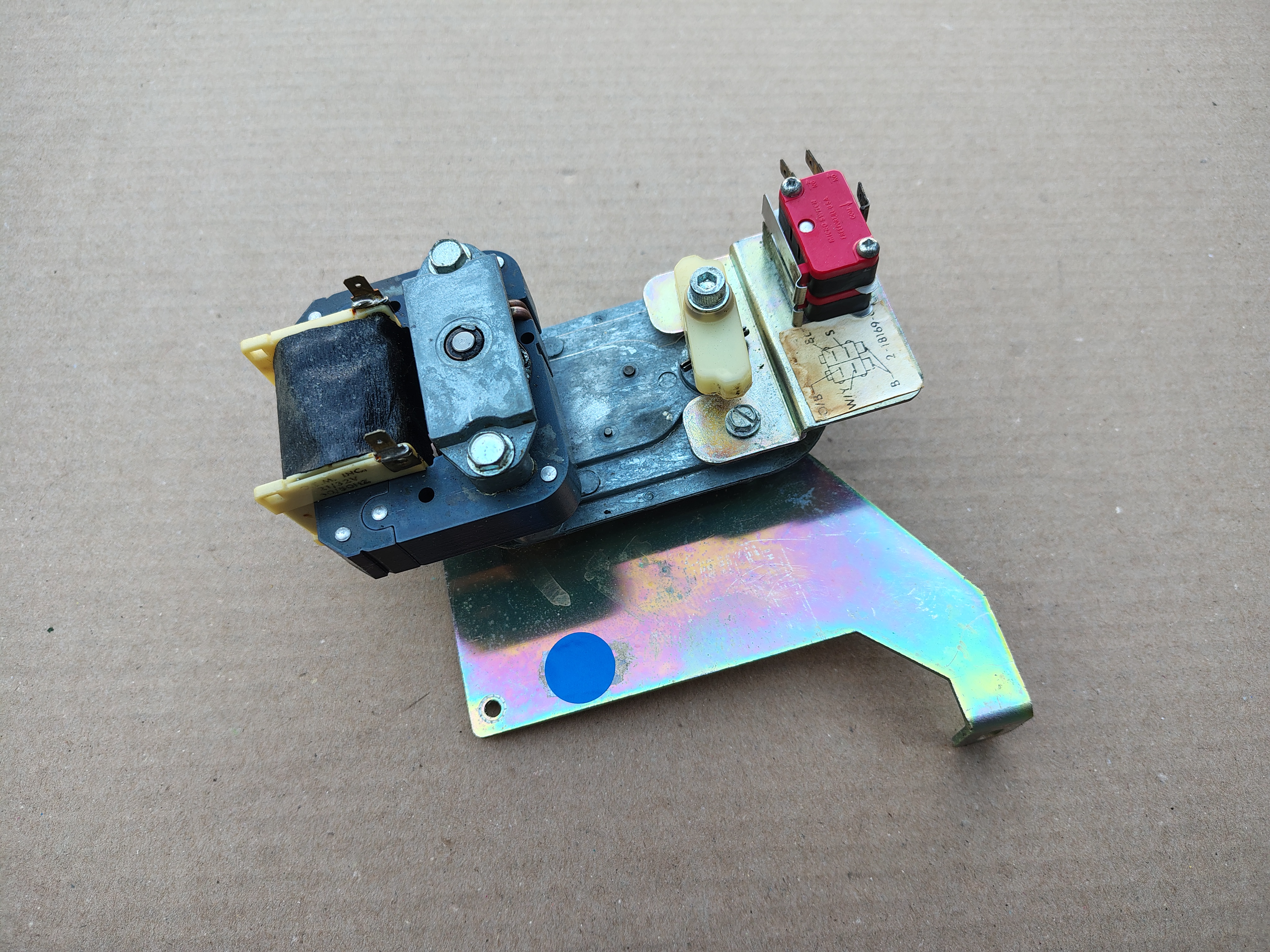 Cam Switch Motor/ Mechanism (Rowe-AMi R- Series)